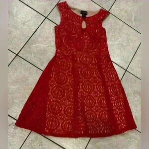 Enfocus Studio Red Sleeveless Dress with Nude Lining Size 6